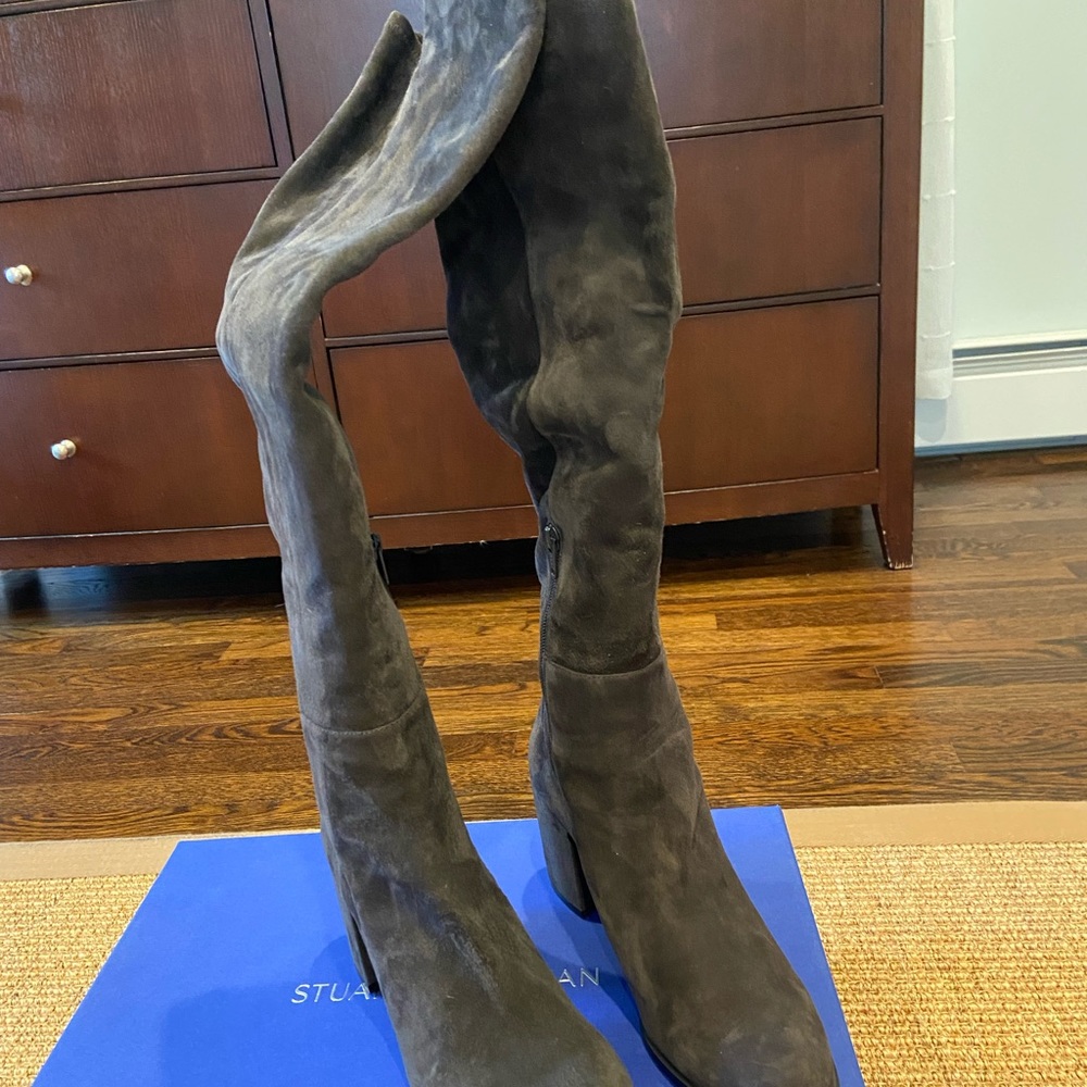 Stuart Weizmann gray over the knee suede tall boots
